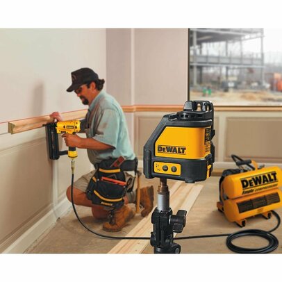 Krížový laser DEWALT DW088K